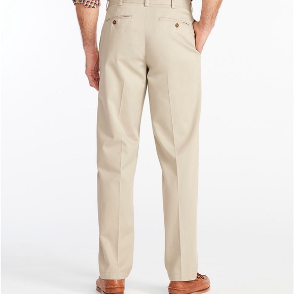 LLBean- Men's Wrinkle-Free Double L Chinos, Classic Fit, Plain Front - Picture 2 of 8